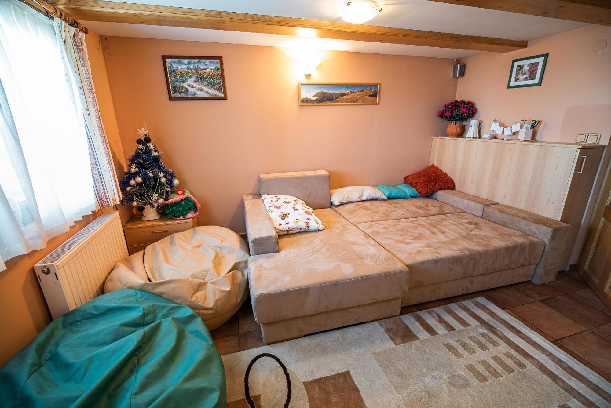 Apartments Zvoh, Krvavec, Ski-In, Ski-Out 서클리예나고렌스켐 객실 사진